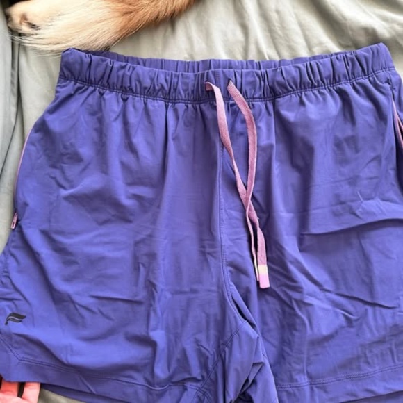 Fabletics Shorts Bundle - Picture 8 of 13